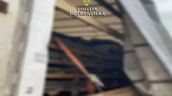 TIR, în drum spre Germania, oprit la Nădlac. Polițiștii au avut parte de o surpriză când au verificat marfa