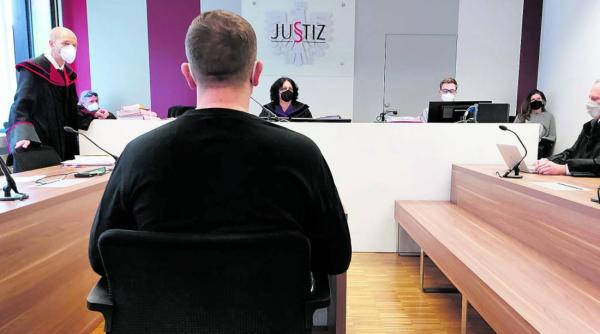 Austria. Românul, care a aruncat în aer două bancomate, condamnat la doi ani de pușcărie  