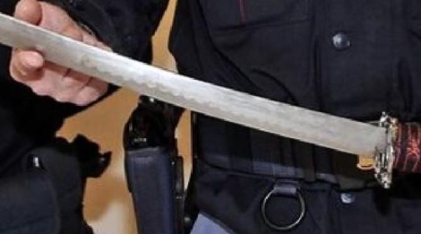 Italia. Român, oprit pentru un control. Mașina șoferului era burdușită cu arme