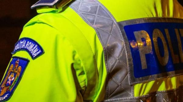 Șofer român, cercetat penal după ce a acroşat cu autoturismul o poliţistă care dirija traficul