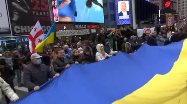Proteste în Europa împotriva invaziei ruse: „Opriţi acum Rusia! Opriți războiul!”
