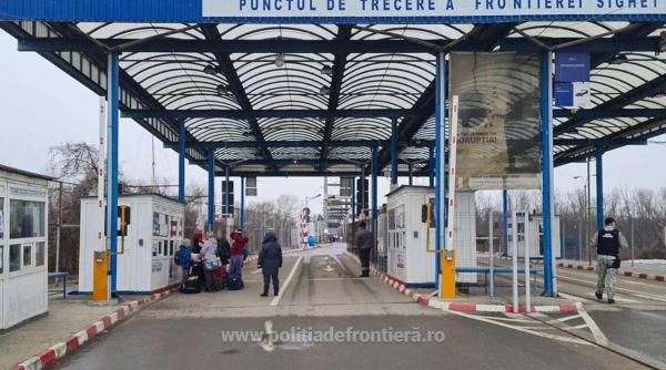 Poliţia de Frontieră: Aproape 11.200 de cetăţeni ucraineni au intrat sâmbătă în România