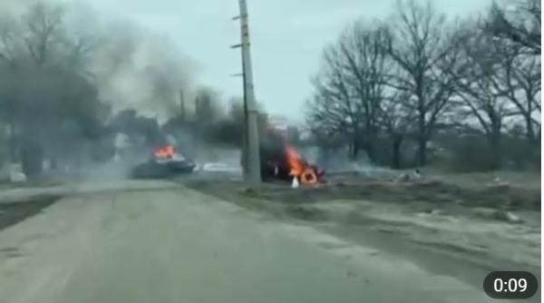 Autobuz cu civili, atacat de tancurile rusești în regiunea Sumy. „Zona e minată, e imposibil de ajuns la victime“