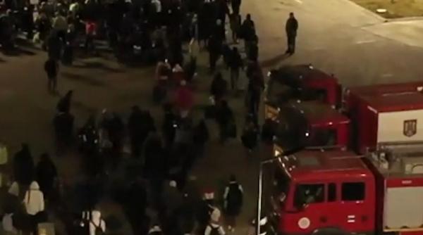 Semnal de alarmă. Traficanţii de persoane, printre voluntarii de la graniţă: Ucrainencele se pot trezi în situaţia în care românii să profite