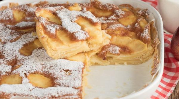 Budincă delicioasă de mere. Fără amidon și fără făină. Un desert fabulos, după rețeta bunicii 