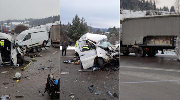 Microbuz care venea din străinătate, accident teribil pe Mestecăniș. Doi pasageri încarcerați