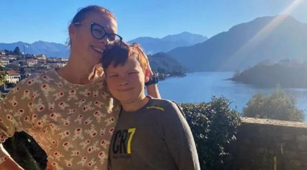 Ucraina. Elena, devastată după ce soldații i-au ucis doi nepoți, de 3 și 15 ani: „Am leșinat. E un genocid, ceva nemaivăzut”