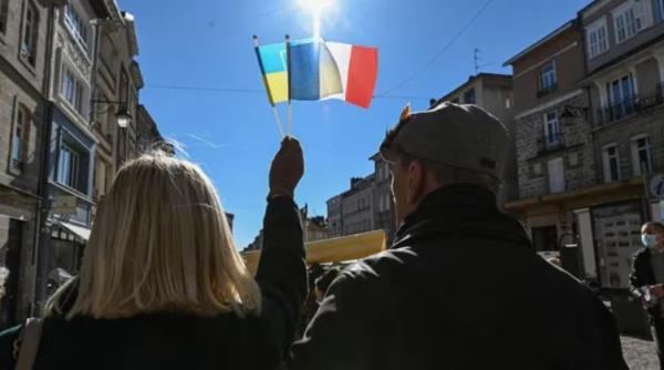 Angajata unui hotel din Franța, insultată de un român pe motiv că e rusoaică: "Nu sunt responsabilă pentru ce face Putin"