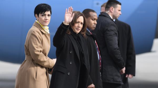 Vicepreședintele SUA Kamala Harris a ajuns la București