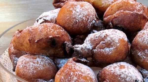 Gogoși venețiene super moi și delicioase. Rețeta unui desert antic, preparat încă din anul 1600 