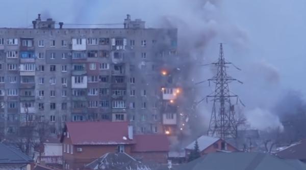 Ucraina: Clădire cu 9 etaje aproape prăbușită după un atac al trupelor ruse