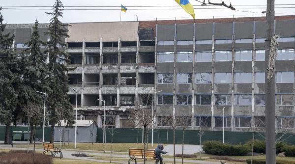 Ucraina. 400 de medici și pacienți, ținuți ostatici într-un spital din Mariupol