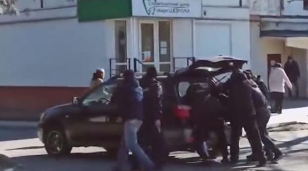 Zece persoane, care stăteau la coadă după pâine, în Cernihov, ucise de un obuz. Localități de lângă Odesa, bombardate