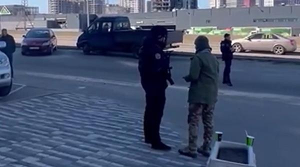 Doi români s-au dus la Kiev ca să vadă dacă chiar este război: „Era totul distrus”