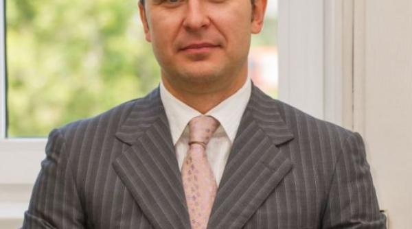 Om de afaceri rus, înjunghiat, alături de soție și cei doi copii, în propria casă, la Nijni Novgorod 