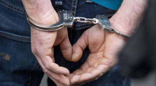 Un bărbat este suspectat că a înjunghiat două femei în Voluntari. Acesta a fost arestat preventiv