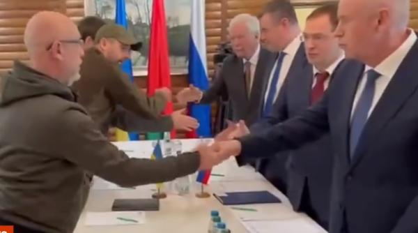 Negocierile pentru pace dintre Rusia și Ucraina vor continua în Turcia