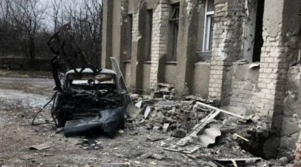 Putin cere capitularea orașului Mariupol pentru a opri bombardamentele