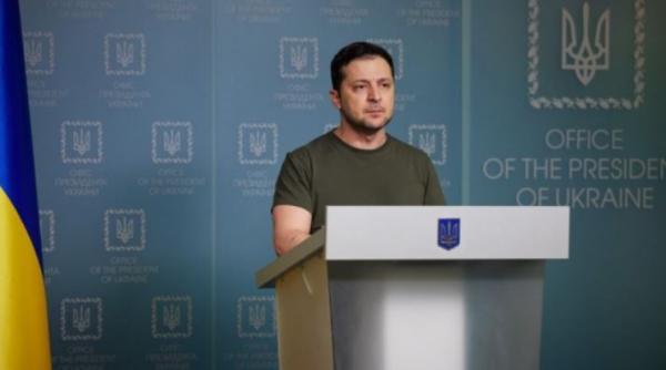 Trupele ruse, care se retrag, lasă în urmă zeci de capcane. Zelenski: „Minează case și cadavre”