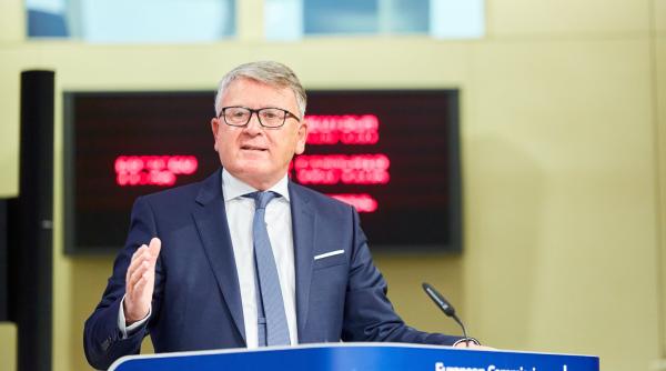 Comisarul european pentru Muncă: România nu este o ţară săracă, are un potenţial enorm. Românii care au plecat din țară sunt bine pregătiți