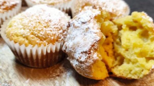 Brioșe cu ricotta. Un desert ușor, perfect pentru un mic dejun sănătos. O porție are 170 de calorii