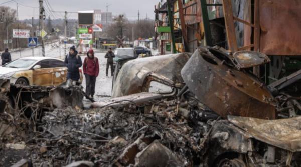 Circa 400 de locuitori din Hostomel, daţi dispăruţi. Șeful administraţiei militare locale: Inspectăm toate subsolurile