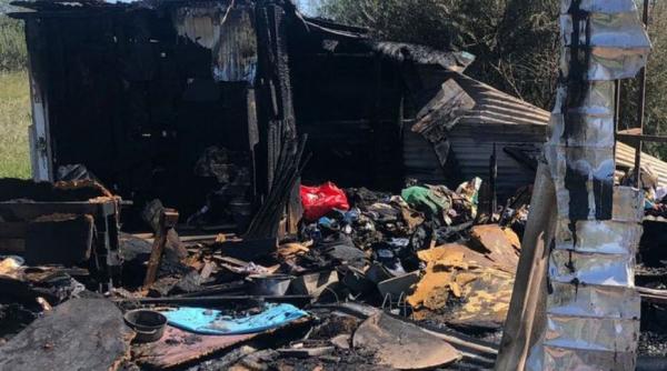 Sfârșit crunt pentru un român din Spania. Bărbatul a murit carbonizat, după ce cocioaba sa a ars din temelii