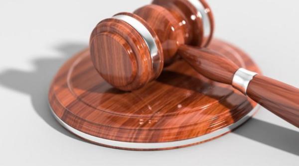 Ungaria. Patru români operau într-o parcare de pe autostrada M1. Metodă inedită de jaf, folosită de hoți