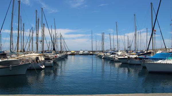 Franța. Doi români au răspândit teroare în porturi: 108 victime și prejudiciu de 300.000 de euro