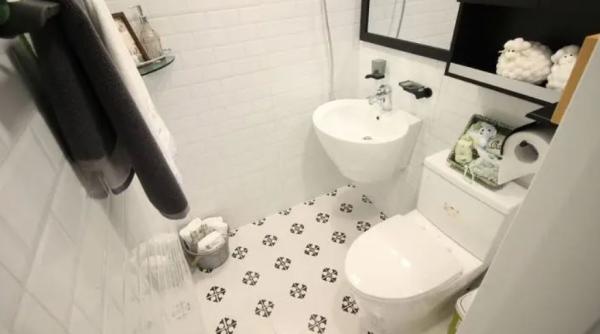 Scapă de rugina din vasul de toaletă în 10 minute, pentru totdeauna: 2 ingrediente ieftine vor face toată treaba în locul tău