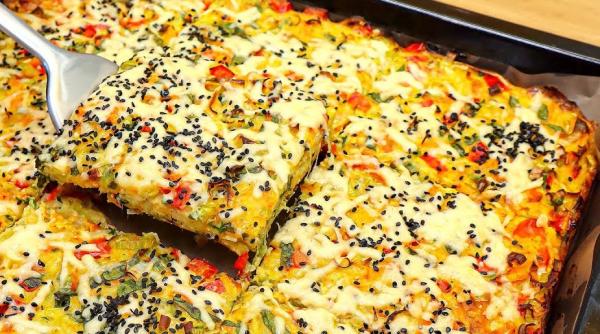 Pizza genială, cu multe legume și puțină făină: Rețeta perfectă pentru cei care țin la siluetă