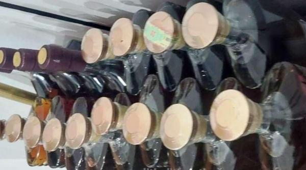 Microbuz, verificat la sânge la intrarea în țară. Șoferul, amendat, după ce polițiștii au deschis bagajele