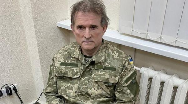 Viktor Medvedchuk, cel mai bun prieten al lui Putin, capturat de Serviciile secrete ucrainene. Președintele Rusiei i-a botezat un copil