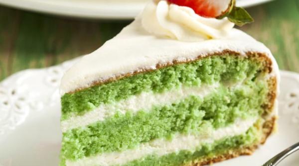 Tort cu mentă și ciocolată albă: cea mai dulce rețetă pe care ați gustat-o vreodată 