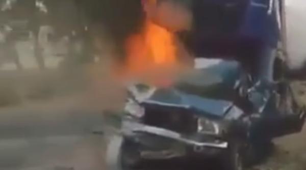 Accident grav în Prahova: Trei persoane au fost rănite pe DN 1, în afara staţiunii Buşteni