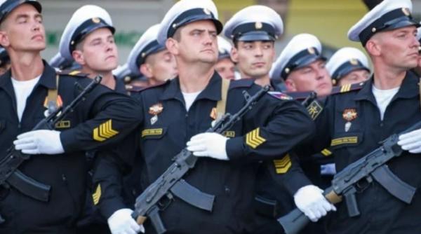 Moscova se pregătește de parada Victoriei din 9 mai. Repetiţie cu 11.000 de militari, în plin război cu Ucraina