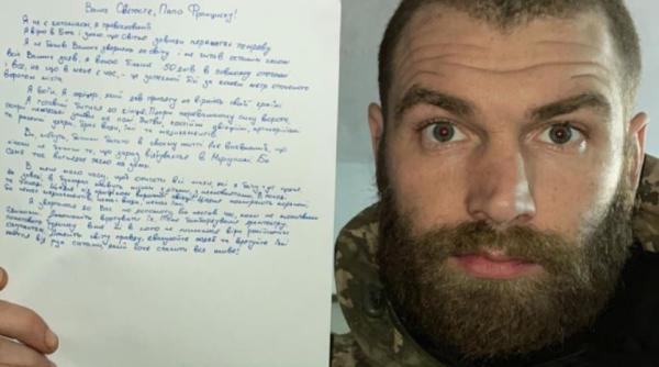 "Așa arată iadul pe Pământ. Rugăciunea nu mai este suficientă". Un comandant ucrainean din Mariupol i-a scris papei Francisc