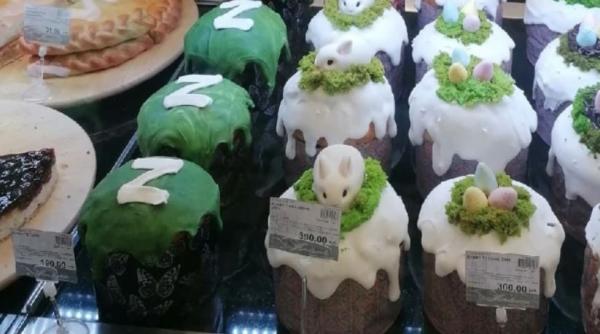 Cofetăriile din Rusia vând cozonaci de Paște ornați cu litera "Z"