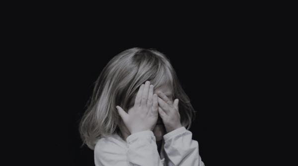 Un pediatru italian aflat la granița ucraineană discută despre agonia copiilor. „De ce stau oamenii așa, pe jos, pe stradă?"