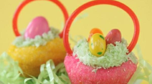 Desertul "Coșulețe dulci de Paște" pentru fericirea copiilor și a adulților! Toată lumea vă fi surprinsă de ideea originală