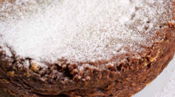 Prăjitura cu cafea și nuci a bunicii, rețeta fără unt. Va fi un succes garantat al mesei tale: Moale și delicioasă, doar 190 Kcal!