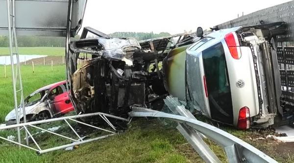 Ungaria. Șofer român, salvat în ultimul moment din camionul cuprins de flăcări