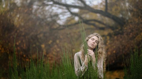 Alergia la polenul de ierburi: Sfaturi și trucuri despre cum să treci de acest sezon fără simptome