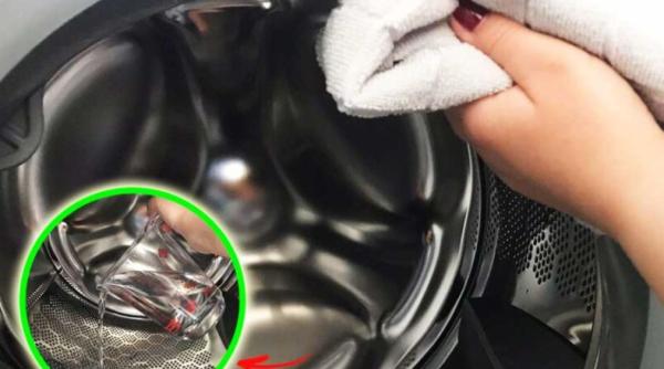 Pune spumă de ras în mașina de spălat. Trucul grozav care te scapă de multe bătăi de cap