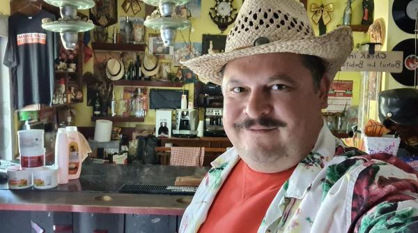 Bobonete, supărat pe Clotilde Armand și Nicușor Dan: "Sper să aveți parte toată viața de asta"