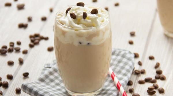 Așa faci cel mai bun cappuccino freddo, o băutură delicioasă pentru zilele călduroase