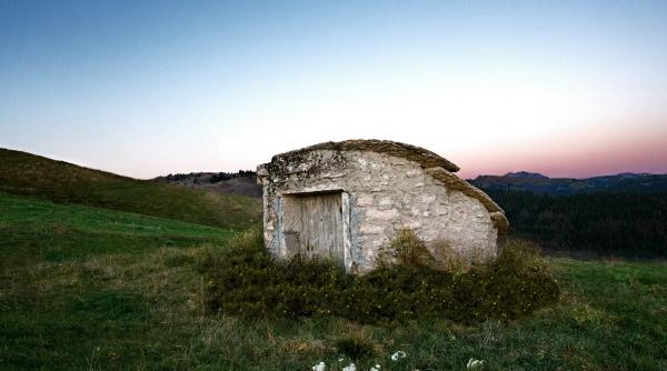 Locul perfect pentru a aștepta cel de-al Treilea Război Mondial: Buncărul nuclear din Războiul Rece, pus la vânzare pentru doar 18.000 de lire sterline