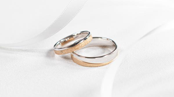 Maghiarii, campioni la nunţi în 2020, iar Danemarca şi Lituania - la divorţuri (Eurostat)