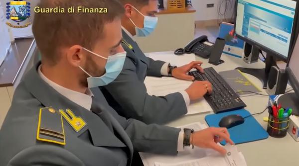 Italia. După veniturile ilegale de cetățenie, românii se "îmbogățesc" și din pensia de cetățenie: Peste 100 raportați, 300.000 euro confiscați