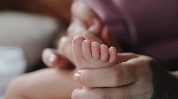 Doliu național în Senegal. Unsprezece nou-născuți au murit într-un incendiu la spital 